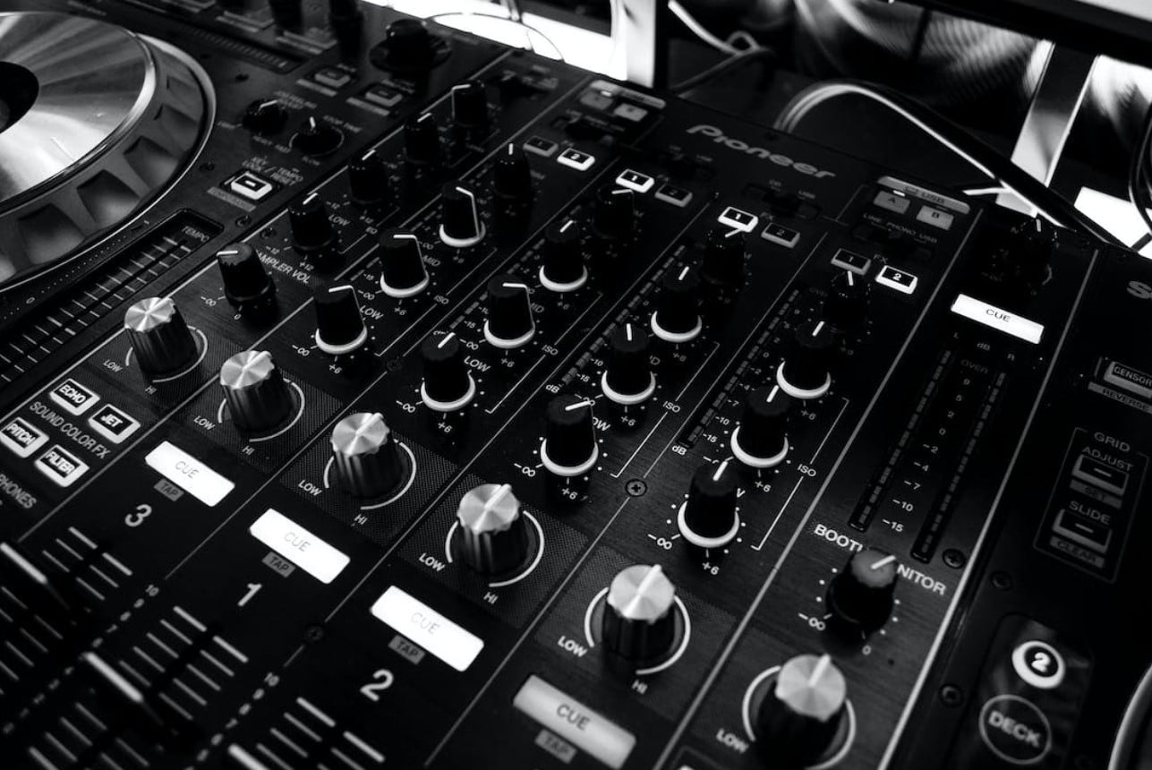 Welcome to the Celebration of a Lifetime with Gemini Entertainment! Where Fun Meets Elegance on Your Big Day! Congratulations on finding your forever love! Now, let's turn your big day into the ultimate party. At Gemini Entertainment, we're not just in the business of making memories; we're here to make them unforgettable! We specialize in bringing the perfect blend of fun and sophistication to weddings, making sure your special day is as memorable as your love story.