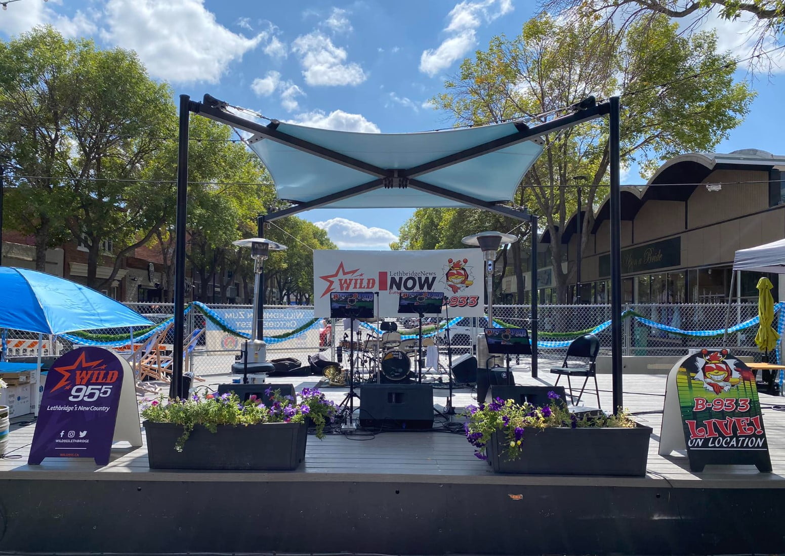 Gemini Entertainment is proud to curate an experience that pays homage to the rich traditions of Oktoberfest while infusing it with modern flair and excitement. From the moment you step foot into our festival grounds, you'll be greeted with the warm ambiance of Oktoberfest – colorful decorations, lively music, and the enticing aroma of German delicacies. But the heart of Oktoberfest YQL lies in its entertainment, and Gemini Entertainment has pulled out all the stops to ensure an unforgettable experience. Picture yourself swaying to the infectious beats of live polka music, engaging in friendly competitions like stein-holding contests and beer pong tournaments, or showcasing your talents at our karaoke stage. And of course, no Oktoberfest celebration would be complete without an impressive lineup of local and international acts, carefully curated by Gemini Entertainment to keep the energy high and the party going late into the night. But Oktoberfest YQL isn't just about the entertainment – it's about fostering a sense of community and camaraderie. Whether you're sharing stories over a pint with friends old and new, participating in traditional dances, or simply soaking in the vibrant atmosphere, Oktoberfest YQL is a celebration of togetherness and joy. So mark your calendars for September 8th and 9th and join us for a weekend of fun, flavor, and festivities at Oktoberfest YQL, where Gemini Entertainment guarantees an experience that will leave you with memories to last a lifetime!